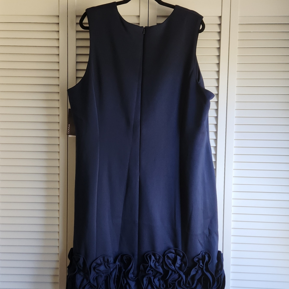 ☀️3/$15 Donna Ricco Navy Blue Sleeveless Mini Dress - Picture 9 of 9